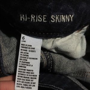 American Eagle Hi-Rise Skinny 6L